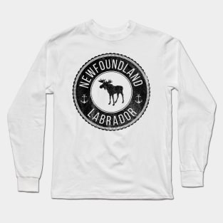 Newfoundland Moose Badge || Newfoundland and Labrador Clothing & Shirts Long Sleeve T-Shirt